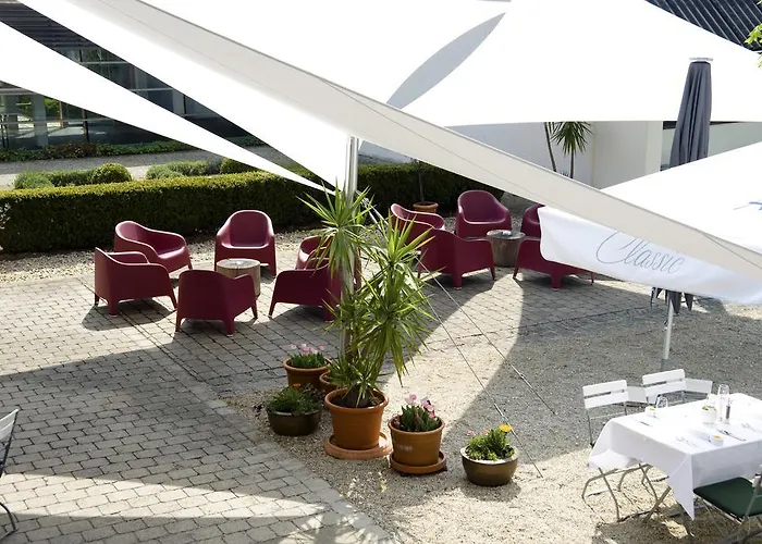 فندق Schandl
